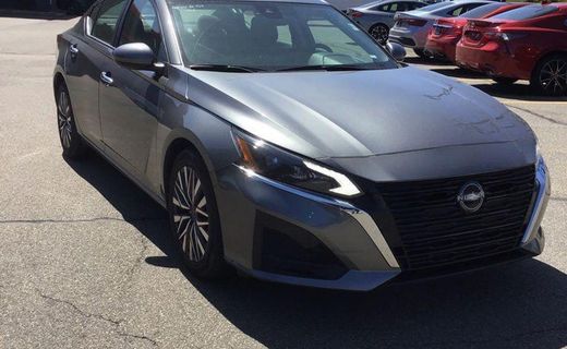 2023 Nissan Altima SV