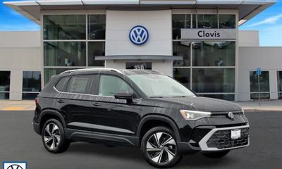 2026 Volkswagen Taos 4Motion SE