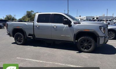 2025 GMC Sierra HD AT4 SRW