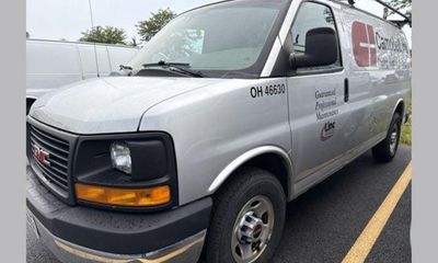 2016 GMC Savana 2500
