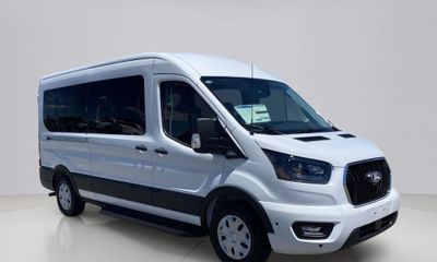 2026 Ford Transit Medium Roof