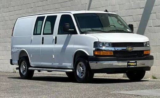 2025 Chevrolet Express 2500