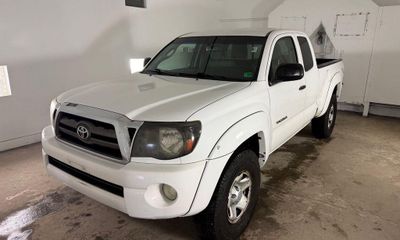 2009 Toyota Tacoma Deluxe