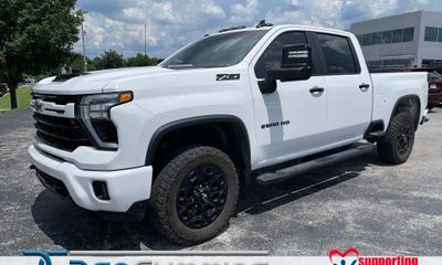 2024 Chevrolet Silverado HD LT