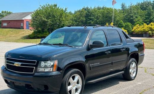 2011 Chevrolet Avalanche LS