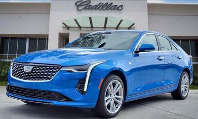 2026 Cadillac CT4 Luxury