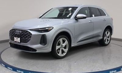 2023 Audi SQ5 Quattro Premium Plus