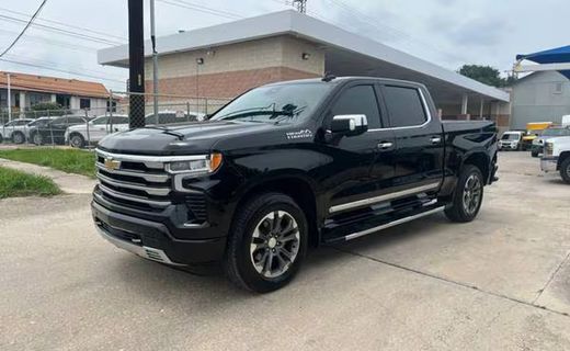 2023 Chevrolet Silverado High Country