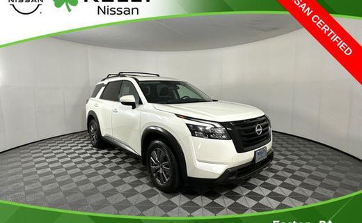 2023 Nissan Pathfinder SV