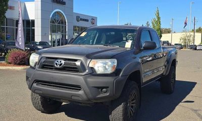 2013 Toyota Tacoma Delux