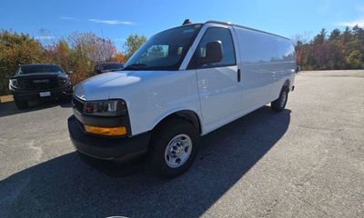 2025 Chevrolet Express EXT