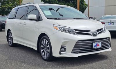 2020 Toyota Sienna Q Grade