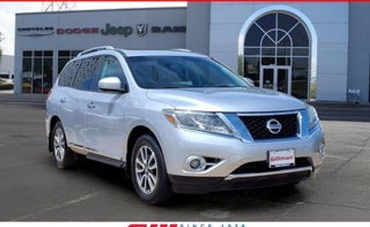 2016 Nissan Pathfinder S