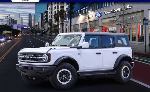 2026 Ford Bronco Outer Banks