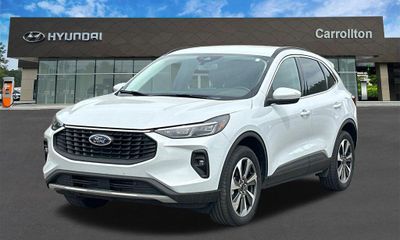 2025 Ford Escape Platinum