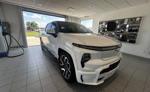 2024 Chevrolet Silverado RST