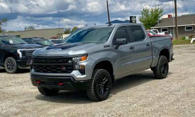 2026 Chevrolet Silverado Trail Boss Custom