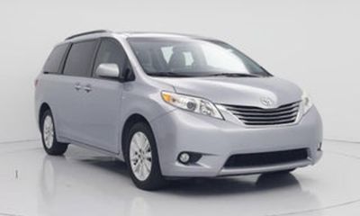 2016 Toyota Sienna XLE Premium