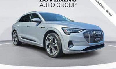 2023 Audi E-Tron Quattro Premium Plus