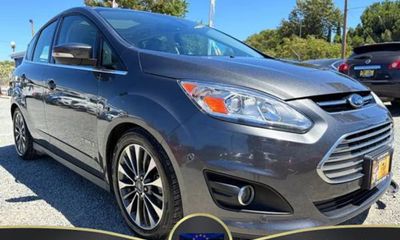 2018 Ford C-MAX Titanium Fhev
