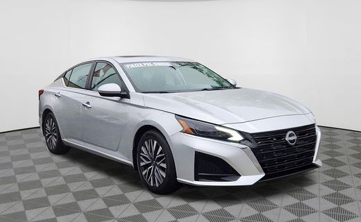 2024 Nissan Altima SV