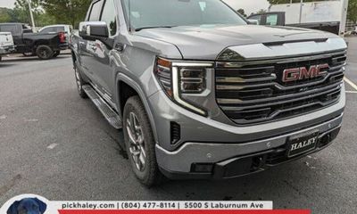 2023 GMC Sierra SLT