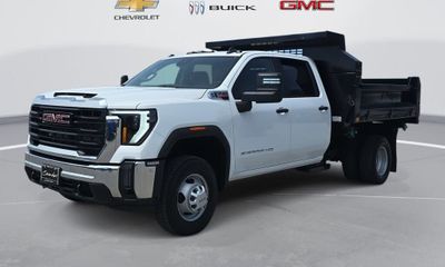 2025 GMC Sierra HD Fleet Base