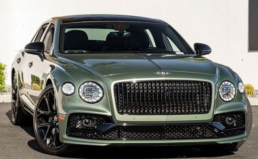 2023 Bentley Flying Spur