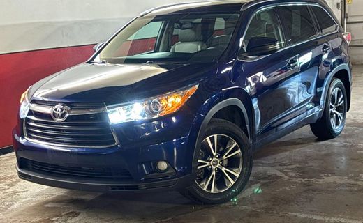 2016 Toyota Highlander Base
