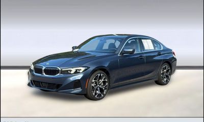 2025 BMW 330i Sedan
