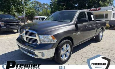 2019 Ram 1500 SLT