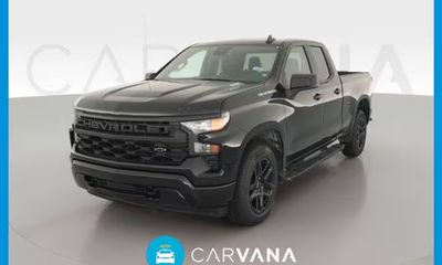 2025 Chevrolet Silverado Custom