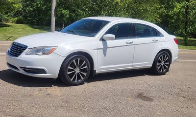 2012 Chrysler 200 LX