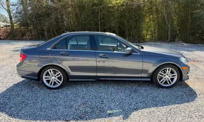 2014 Mercedes-Benz C-Class C250