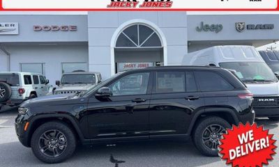 2025 Jeep Grand Cherokee Trailhawk 4XE