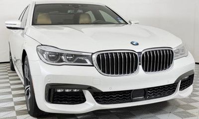2019 BMW 750I
