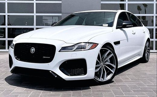 2024 Jaguar XF P300 SE