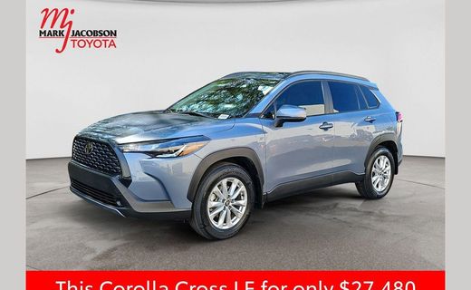 2024 Toyota Corolla Cross LE