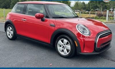 2024 Mini Hardtop 2 Door Hatchback