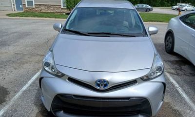2015 Toyota Prius V