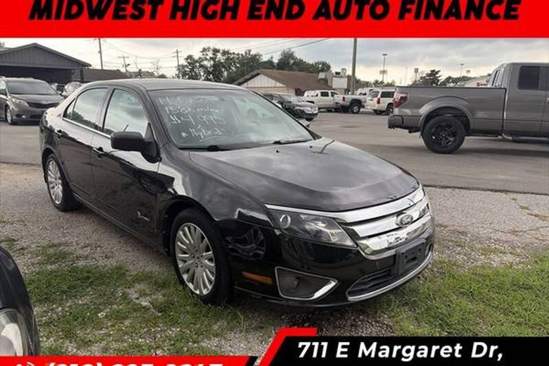 2011 Ford Fusion — a typically priced live listing