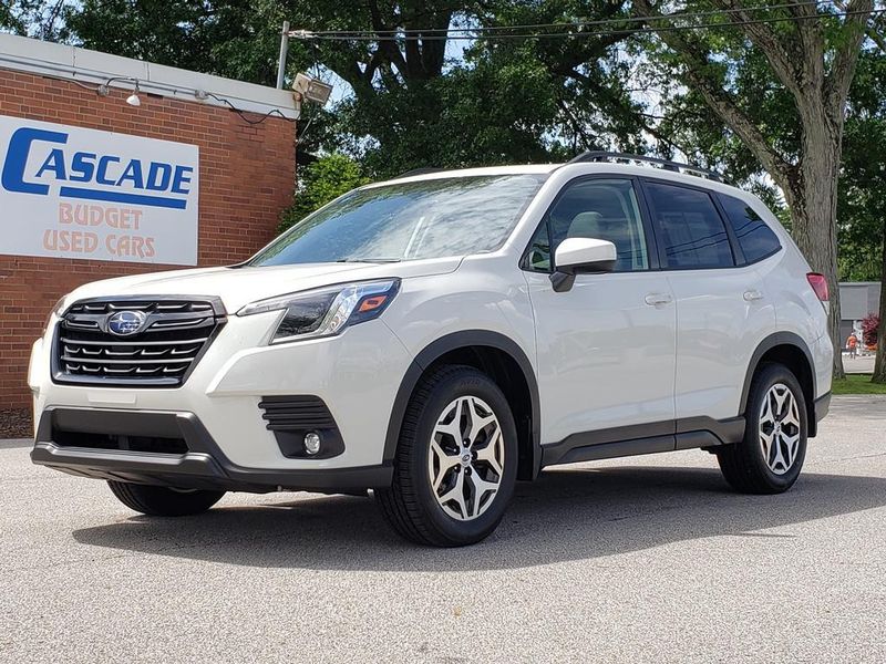 2024 Subaru Forester — a typically priced live listing
