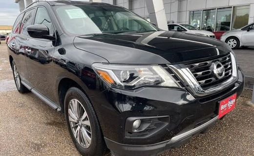 2020 Nissan Pathfinder SV