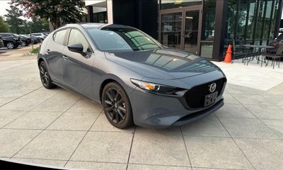 2024 Mazda MAZDA3 Preferred Package