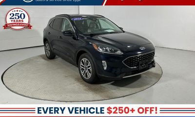 2021 Ford Escape SEL