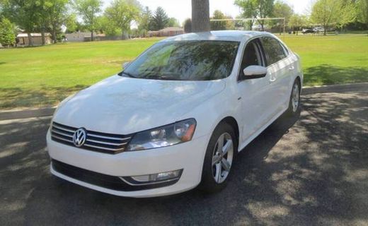 2015 Volkswagen Passat S