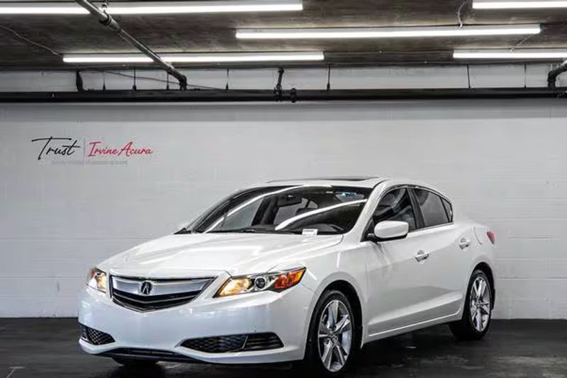 2015 Acura ILX — a typically priced live listing