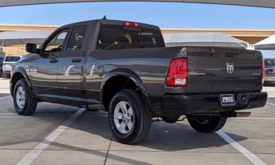 2015 Ram 1500 SLT
