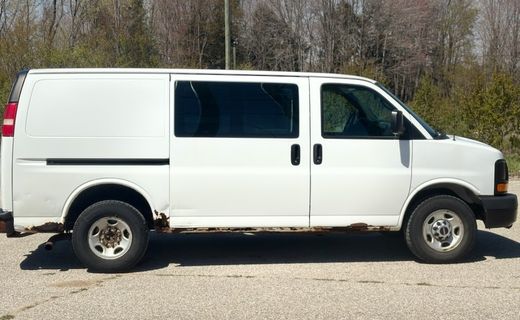 2011 GMC Savana 3500