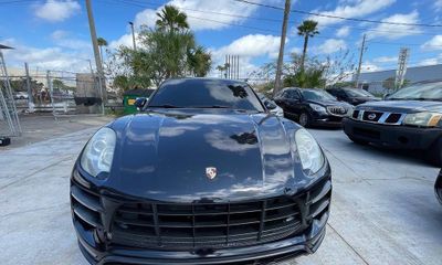 2015 Porsche Macan Turbo